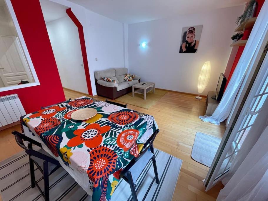 Acogedor Apartamento En Сарагоса Екстер'єр фото