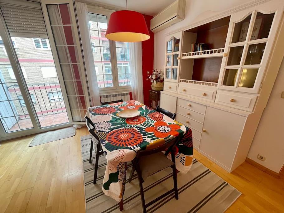 Acogedor Apartamento En Сарагоса Екстер'єр фото