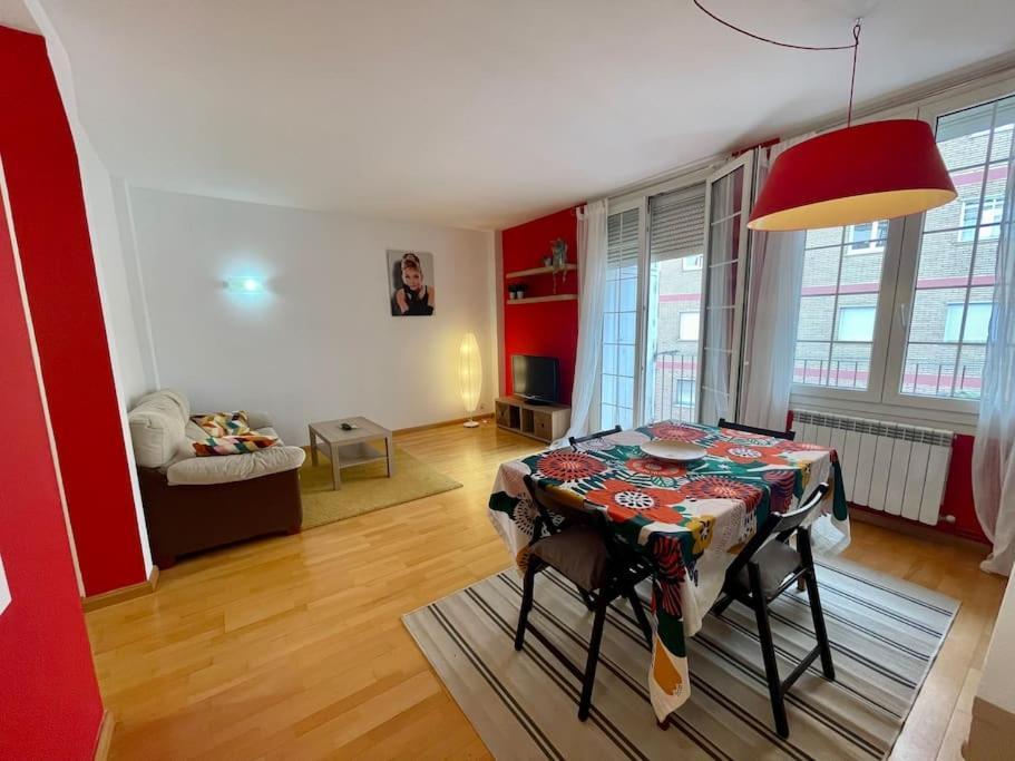Acogedor Apartamento En Сарагоса Екстер'єр фото