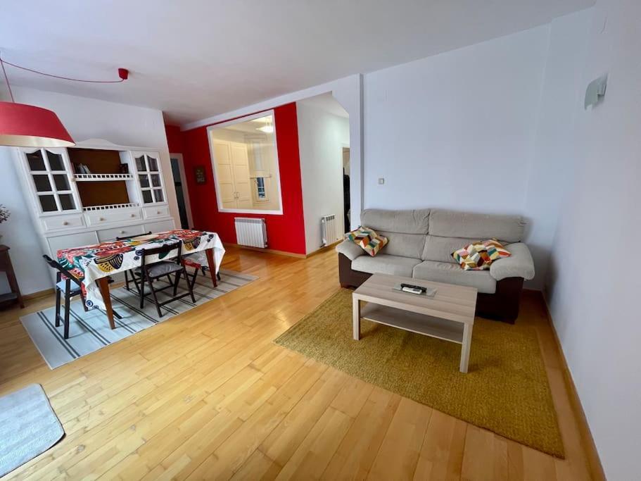 Acogedor Apartamento En Сарагоса Екстер'єр фото